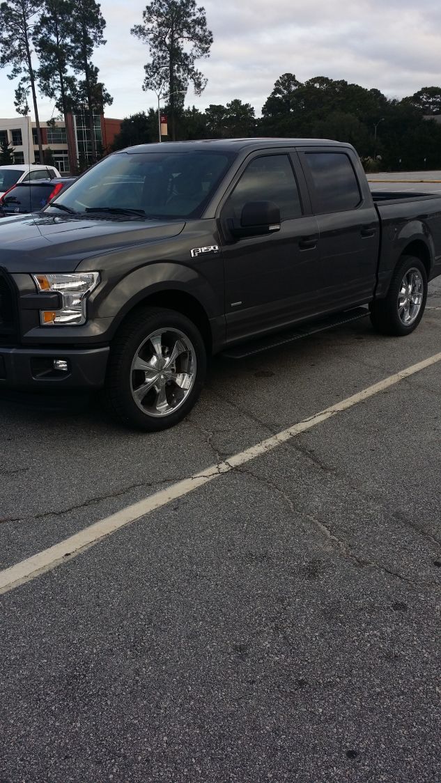 photo 1 Ford F-150 custom wheels Helo Cash  22x9.5, ET +18, tire size 305/45 R22. x ET 