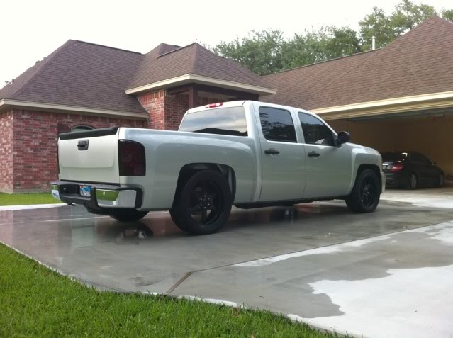 photo 1 Chevrolet Silverado 2500HD custom wheels Boyd Coddington 22x10.0, ET , tire size 305/40 R22. x ET 