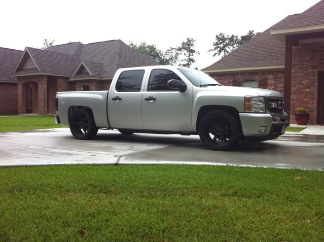 photo 2 Chevrolet Silverado 2500HD custom wheels Boyd Coddington 22x10.0, ET , tire size 305/40 R22. x ET 
