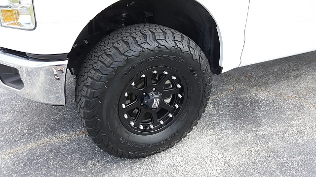 photo 1 Ford F-150 custom wheels XD Addict 17x9.0, ET , tire size 315/70 R17. x ET 