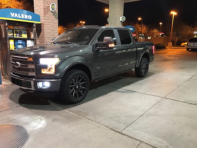 photo 1 Ford F-150 custom wheels XD Heist 20x9.0, ET +18, tire size 275/55 R20. x ET 