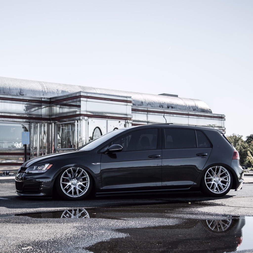photo 3 Volkswagen GTI custom wheels 3SDM  18x, ET +45, tire size X R18. x ET
