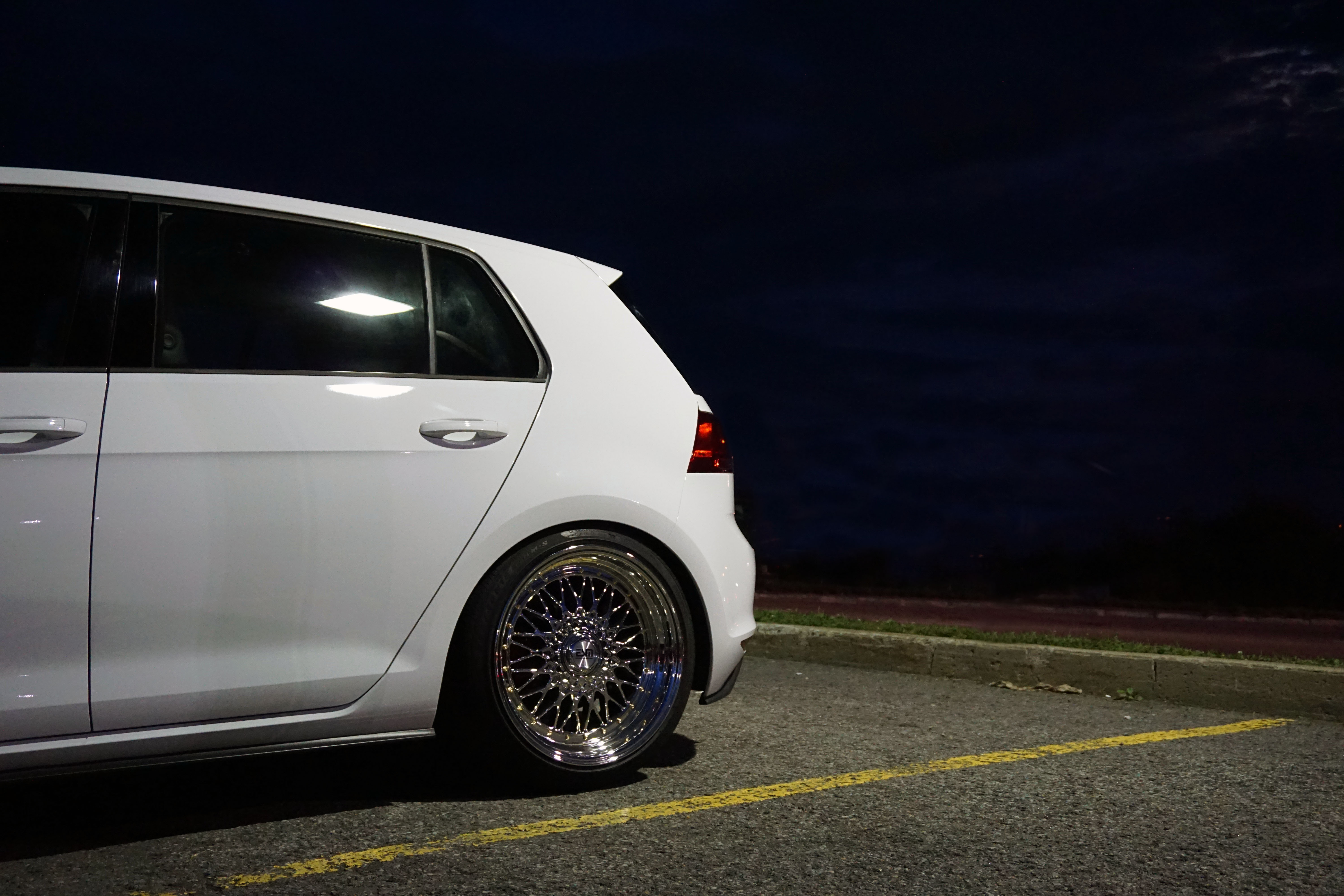 photo 1 Volkswagen GTI custom wheels 18x9.5, ET +40, tire size 225/40 R18. x ET