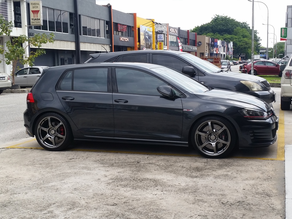 photo 1 Volkswagen GTI custom wheels Volk G2 19x8.5, ET , tire size X R19. x ET