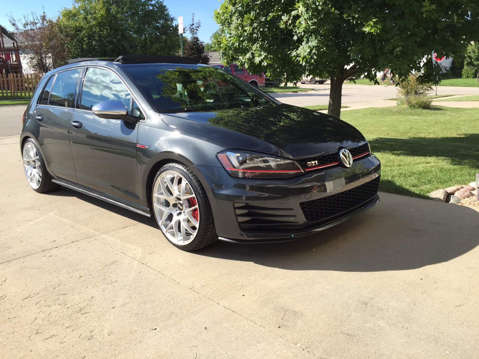 photo 1 Volkswagen GTI custom wheels VMR 710  19x, ET , tire size 225/35 R19. x ET