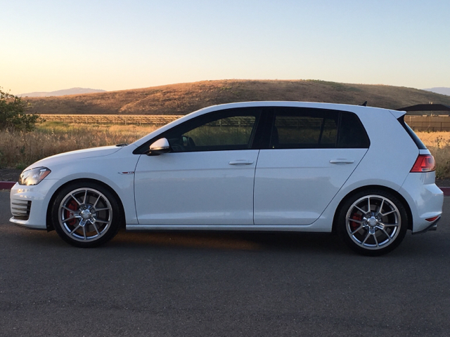 photo 2 Volkswagen GTI custom wheels Neuspeed RSE10 18x8.5, ET , tire size 235/40 R18. x ET 