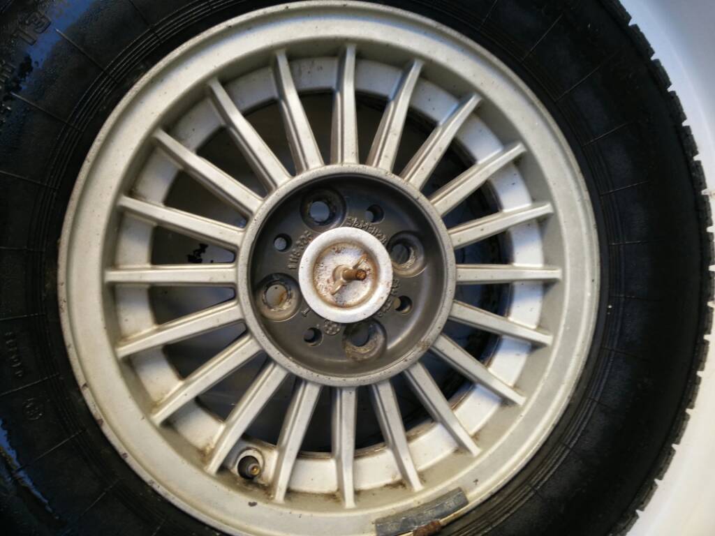photo 1 BMW  323 custom wheels OEM BMW  13x5.5, ET +18, tire size X R13. x ET 