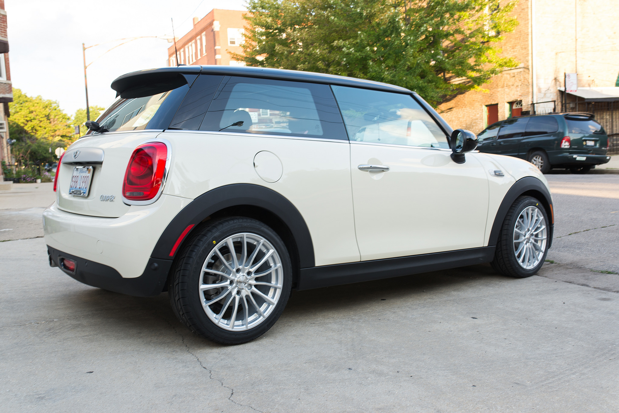 photo 4 MINI Cooper S custom wheels Advanti  B1 Lupo 17x7.0, ET +45, tire size 205/45 R17. x ET