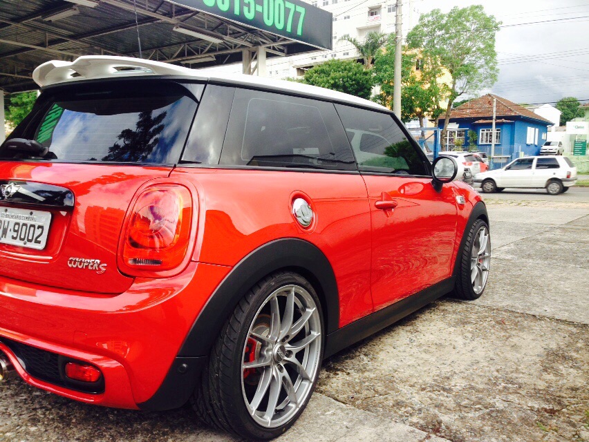 photo 2 MINI Cooper S custom wheels OZ  Leggera HLT 18x8.0, ET +48, tire size 215/35 R18. x ET