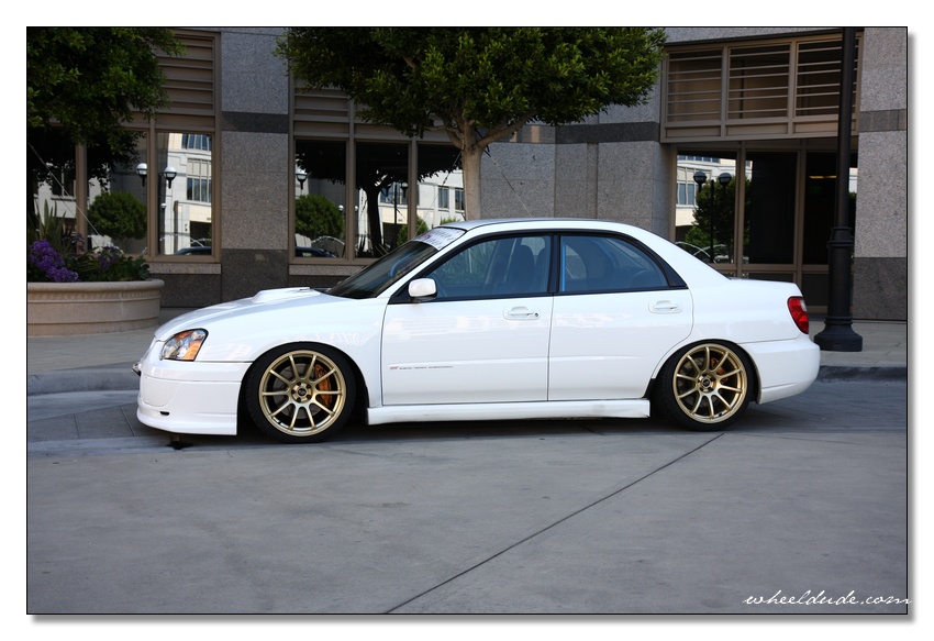 photo 1 Subaru Impreza WRX STi custom wheels Rota G-Force 18x9.0, ET +35, tire size 225/40 R18. x ET 