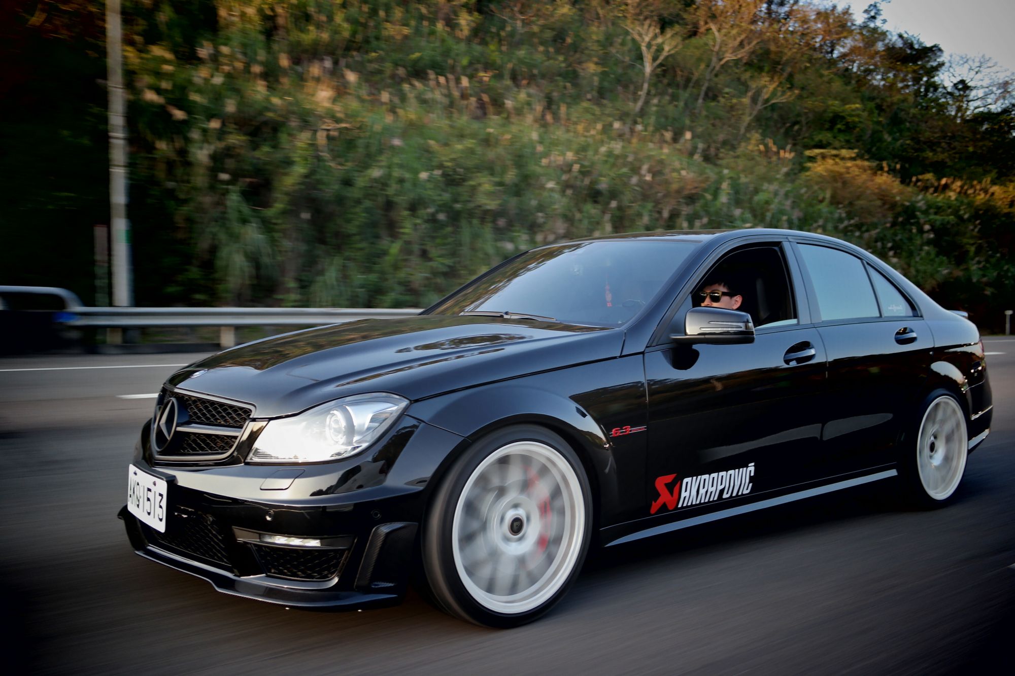 photo 4 Mercedes-Benz C-Class custom wheels Vorsteiner VS140  19x8.5, ET +37, tire size X R19. 19x10.0 ET+50 