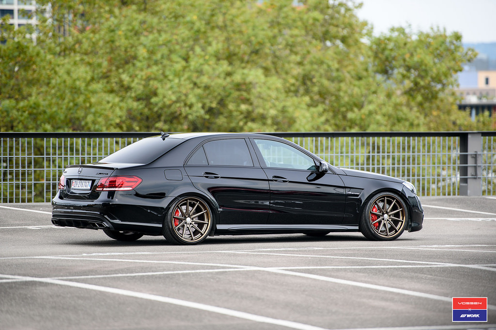 photo 3 Mercedes-Benz E-Class custom wheels Vossen VWS-1 20x9.0, ET , tire size X R20. 20x10.5 ET 