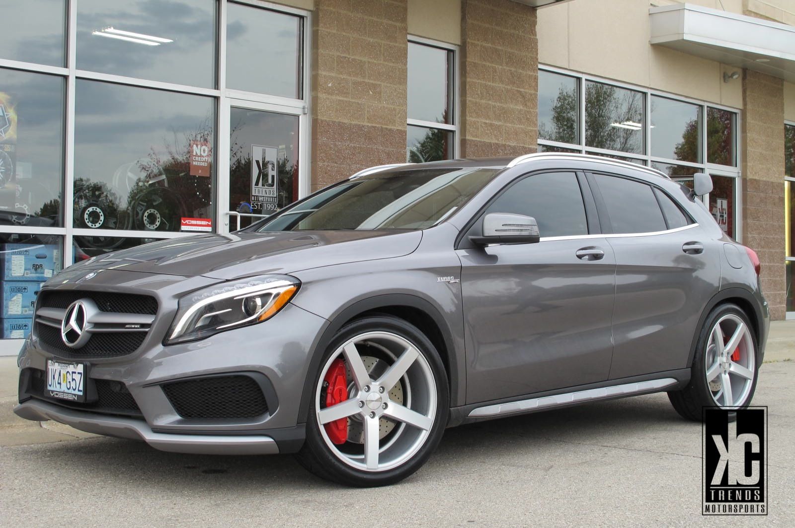 photo 1 Mercedes-Benz CLA-Class custom wheels Vossen CV3 20x9.0, ET , tire size X R20. x ET