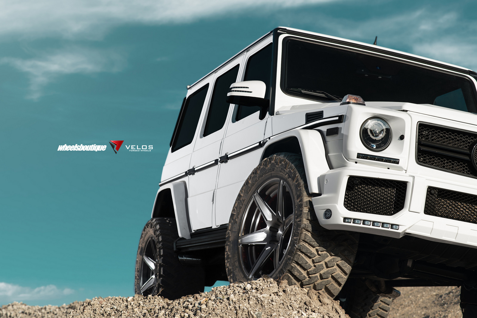 photo 5 Mercedes-Benz AMG G63 custom wheels Velos  S6 22x12.0, ET , tire size 375/45 R22. x ET 
