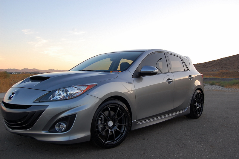 photo 1 Mazda Mazda3 custom wheels Advan  Rz 18x8.0, ET +45, tire size X R18. x ET