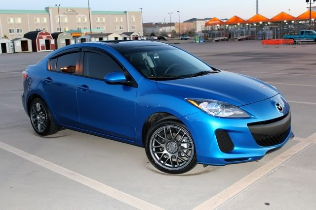 photo 1 Mazda Mazda3 custom wheels Drag 34 18x8.0, ET +47, tire size 225/40 R18. x ET