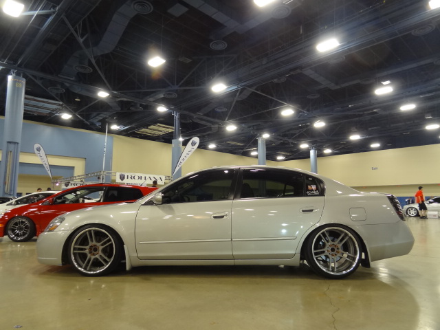 photo 1 Nissan Altima custom wheels RacingHart J5 Pro 19x9.0, ET +26, tire size 225/35 R19. 19x10.0 ET+19 235/35 R19