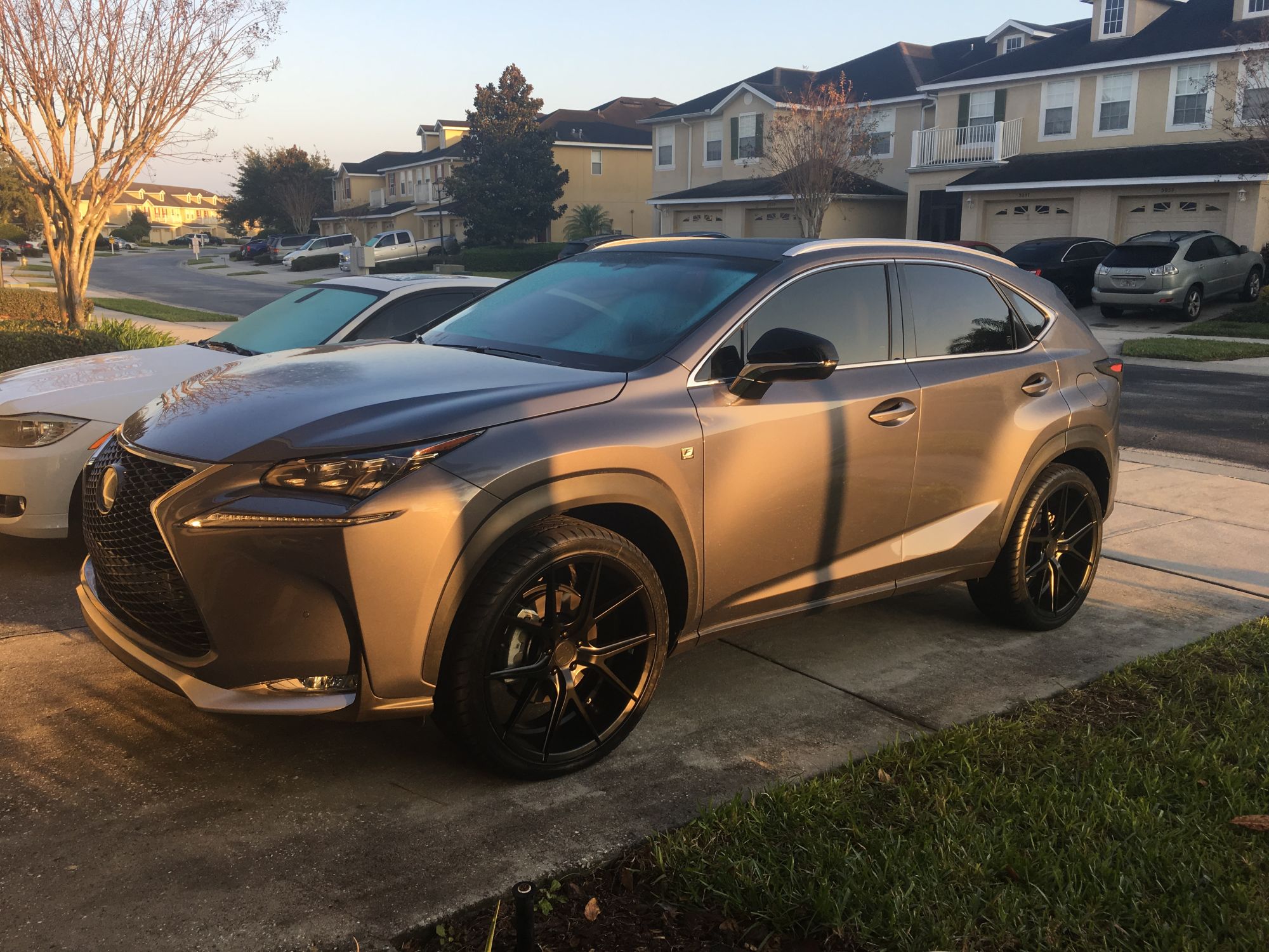photo 1 Lexus NX 300h custom wheels   22x, ET +38, tire size 265/35 R22. x ET 