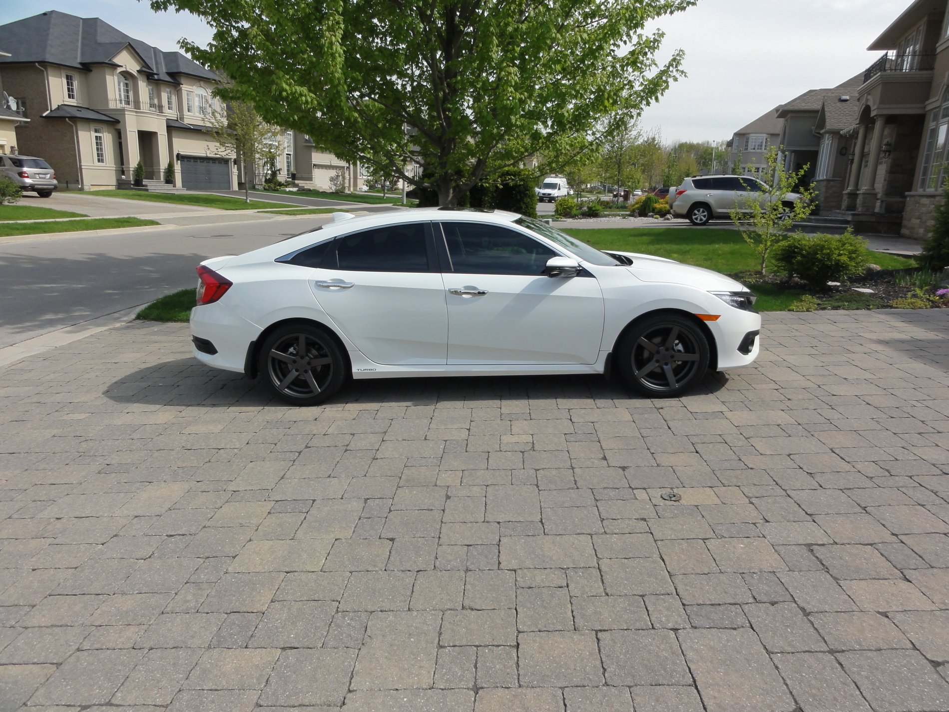 photo 3 Honda Civic custom wheels Ruffino Boss  18x8.0, ET +42, tire size 245/40 R18. x ET 