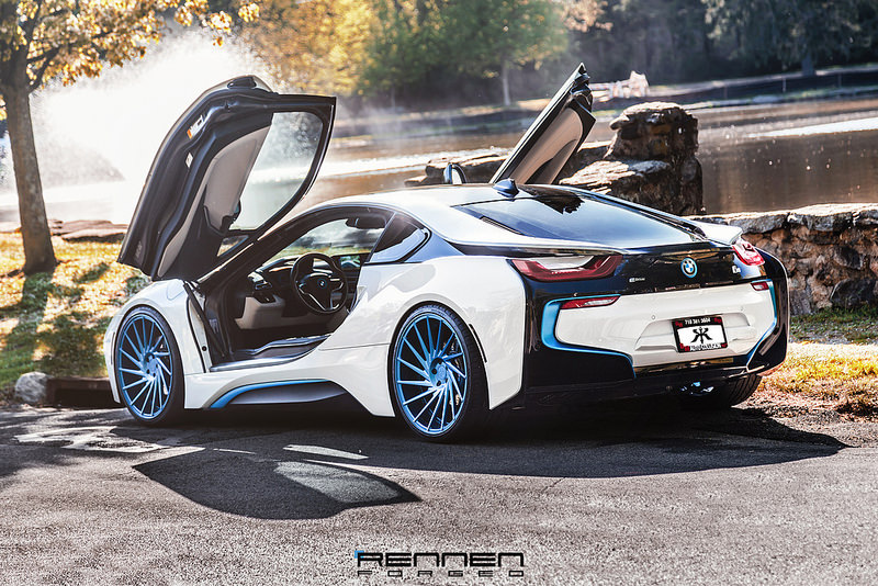 photo 4 BMW i8 custom wheels Rennen   22x9.0, ET , tire size X R22. 22x10.5 ET 