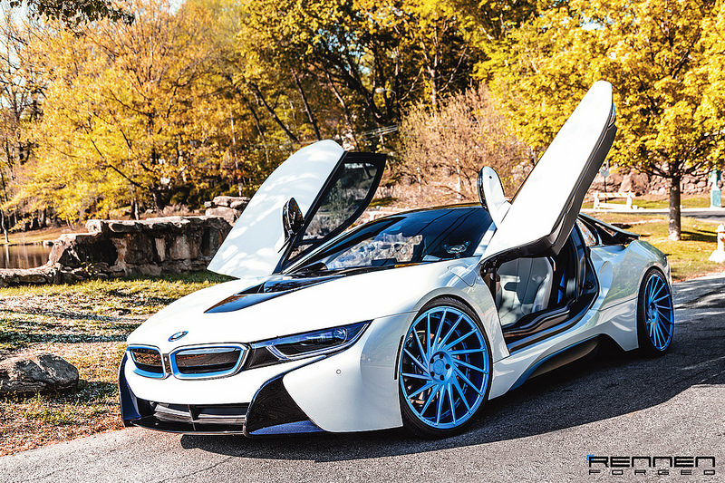 photo 6 BMW i8 custom wheels Rennen   22x9.0, ET , tire size X R22. 22x10.5 ET 