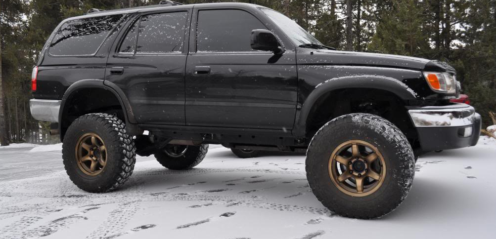 photo 2 Toyota 4Runner custom wheels Konig  Countersteer  16x8.0, ET , tire size 285/75 R16. x ET 315/75 R