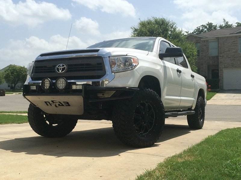 photo 1 Toyota Tundra custom wheels TSS   20x, ET , tire size 295/65 R20. x ET