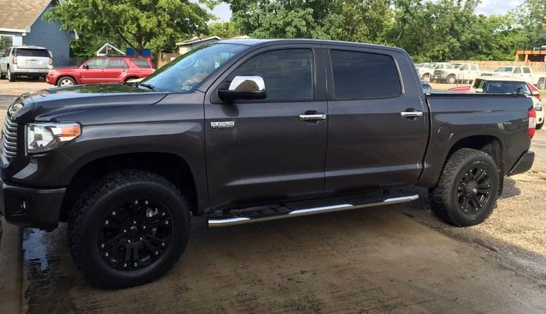 photo 2 Toyota Tundra custom wheels XD  Matte Black 20x, ET +35, tire size 285/65 R20. x ET 