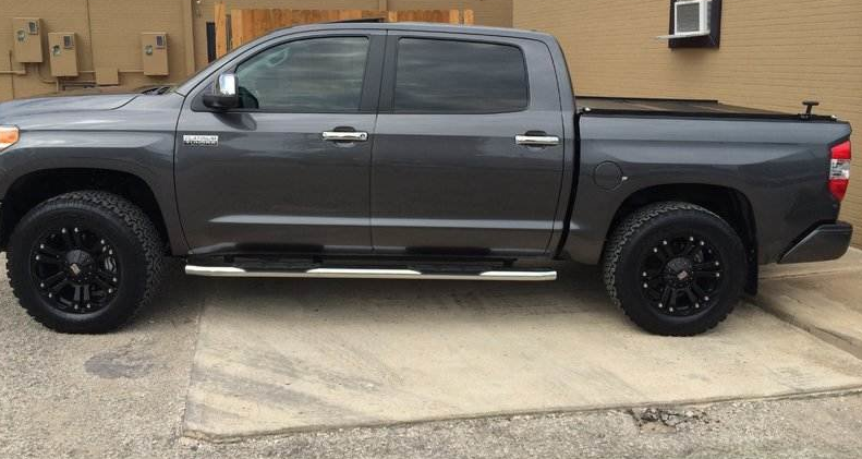 photo 3 Toyota Tundra custom wheels XD  Matte Black 20x, ET +35, tire size 285/65 R20. x ET 