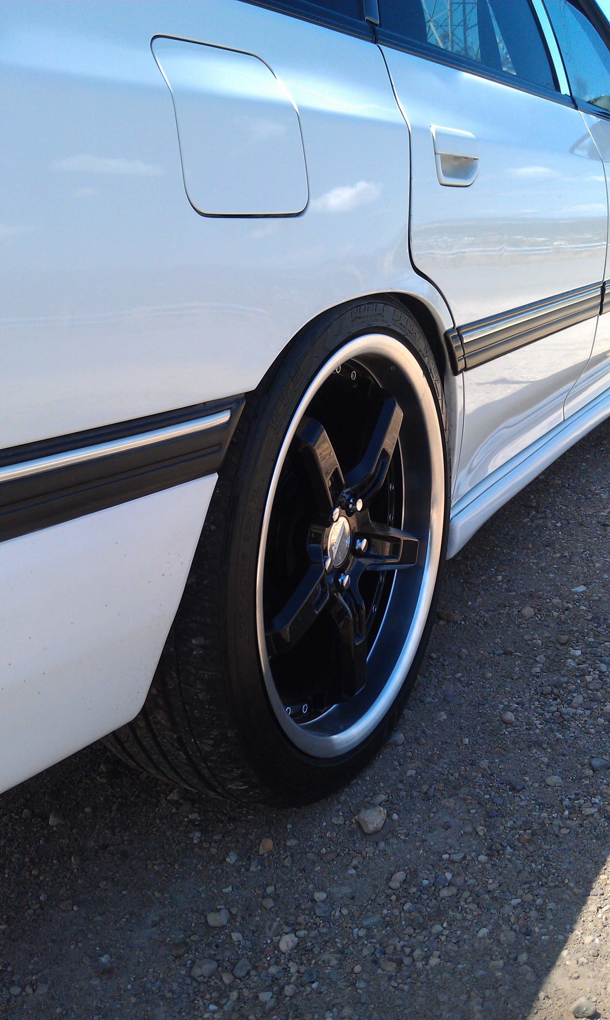 photo 2 Subaru Legacy custom wheels Speedy Inferno 18x8.0, ET +35, tire size 225/40 R18. 18x8.0 ET+32