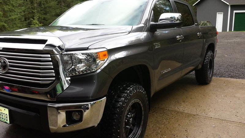 photo 2 Toyota Tundra custom wheels Fuel Anza 18x, ET +20, tire size 275/70 R18. x ET