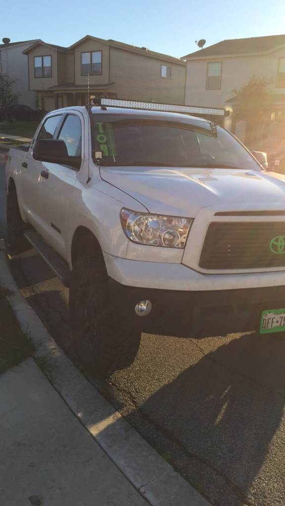 photo 2 Toyota Tundra custom wheels   20x, ET , tire size 295/65 R20. x ET