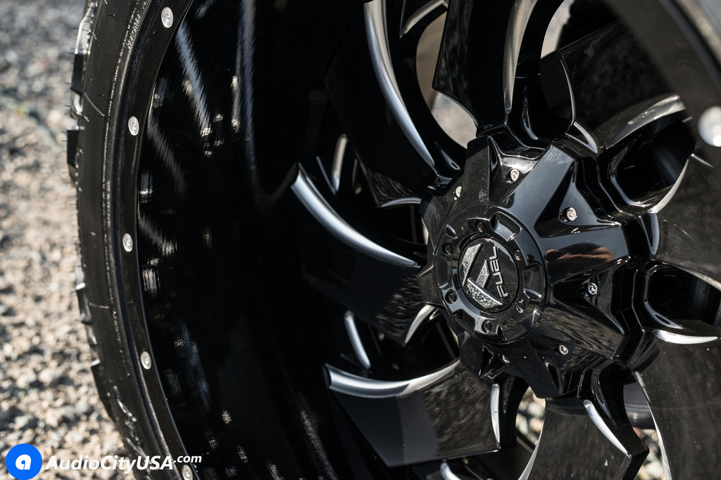 photo 5 Chevrolet Silverado 2500HD custom wheels Cleaver D239 22x14.0, ET , tire size 315/60 R22. x ET