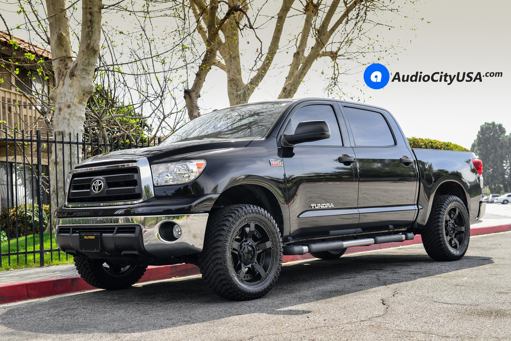 photo 1 Toyota Tundra custom wheels Rockstar  811  20x, ET , tire size 315/50 R20. x ET