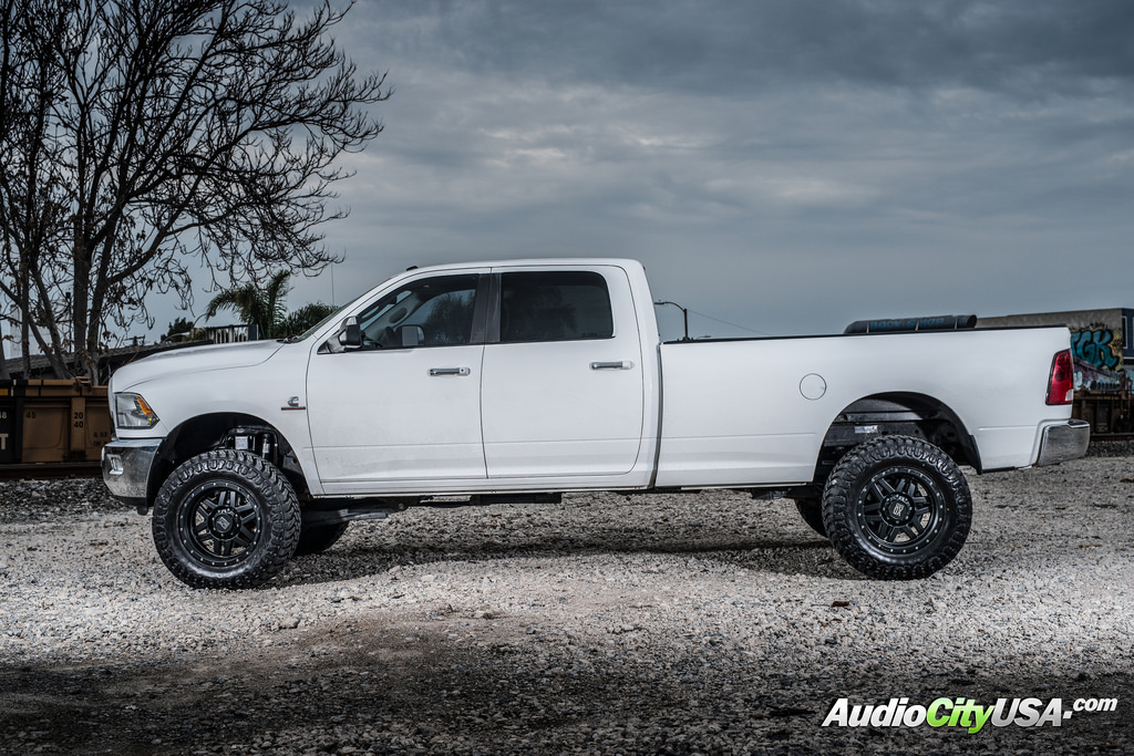 photo 4 RAM 2500 custom wheels Satin  XD128  20x10.0, ET , tire size 345/60 R20. x ET