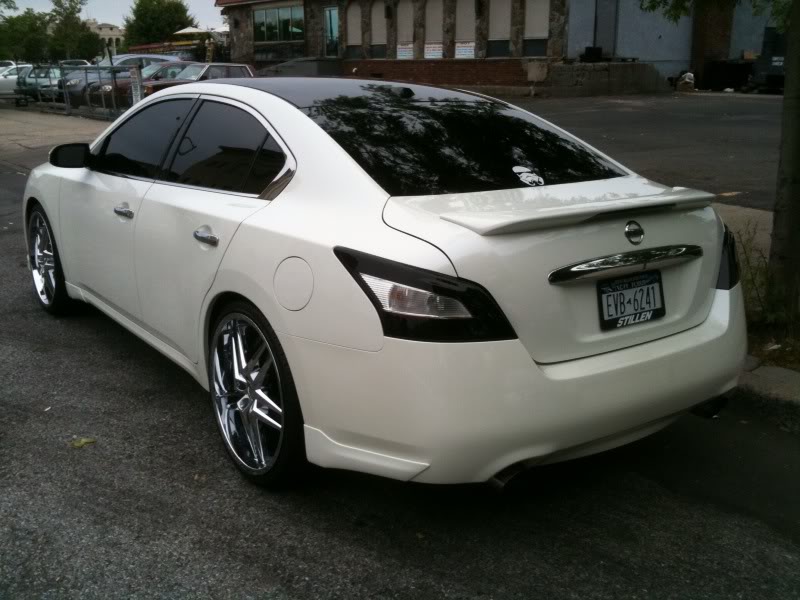 photo 1 Nissan Maxima custom wheels DUB Dirty dog 22x, ET , tire size X R22. x ET 