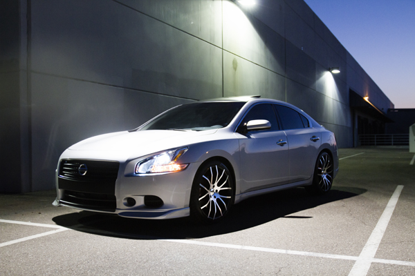 photo 1 Nissan Maxima custom wheels Giovanna Kilis 20x8.5, ET +35, tire size X R20. x ET