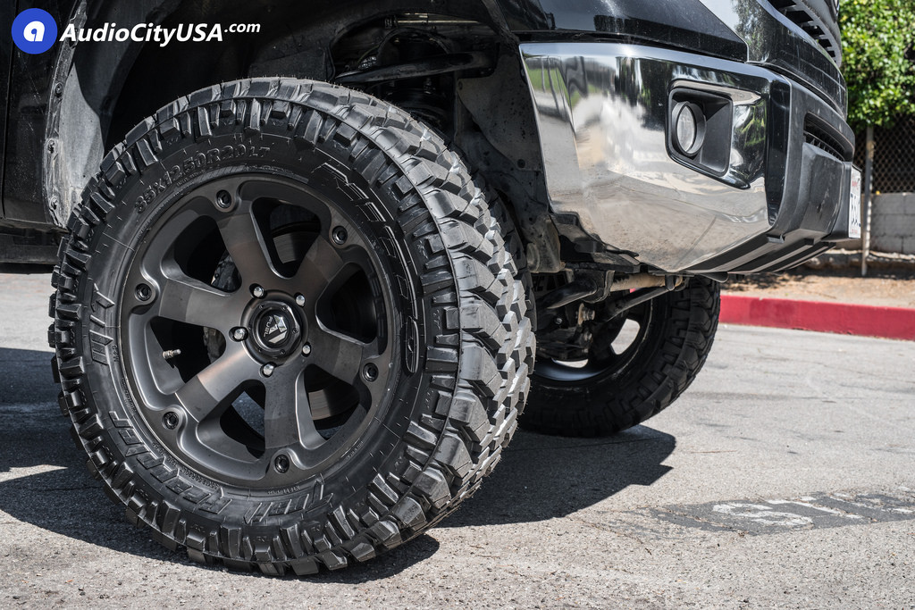 photo 1 Toyota Tundra custom wheels Fuel D564 20x9.0, ET , tire size 315/60 R20. x ET 