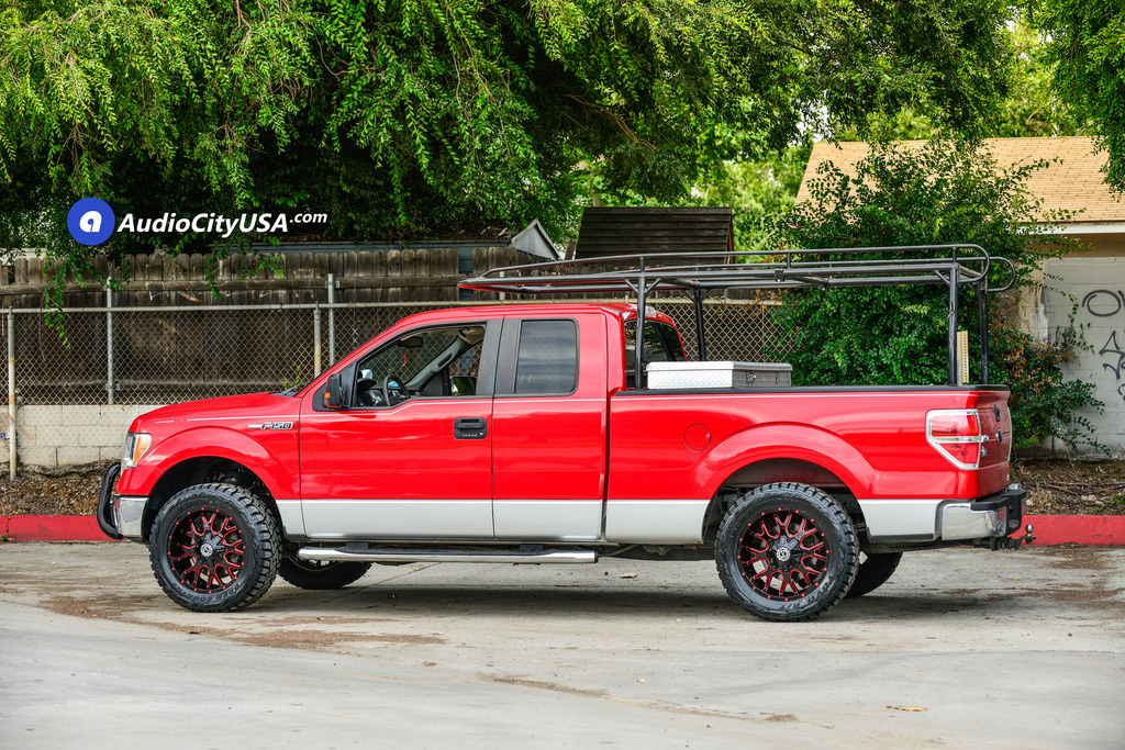 photo 4 Ford F-150 custom wheels Scorpion SC-19 20x9.0, ET , tire size 315/50 R20. x ET