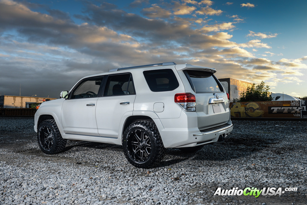 photo 6 Toyota 4Runner custom wheels Fuel D538 20x10.0, ET , tire size 315/50 R20. x ET