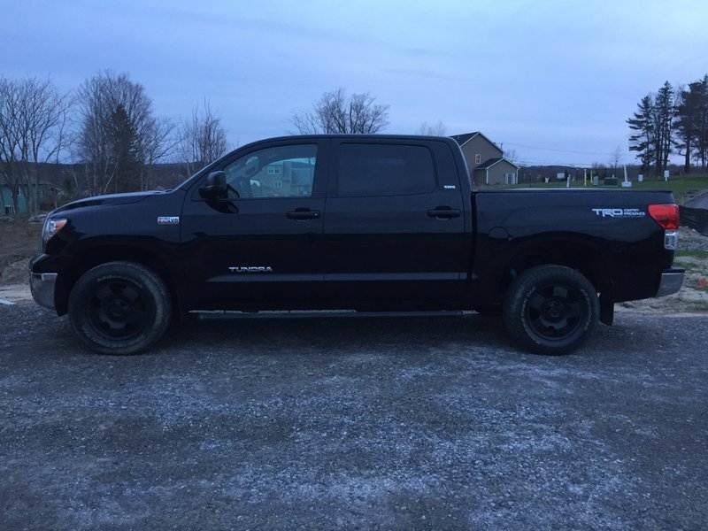 photo 1 Toyota Tundra custom wheels Ballistic Jester w33 18x12.5, ET +12, tire size X R18. x ET