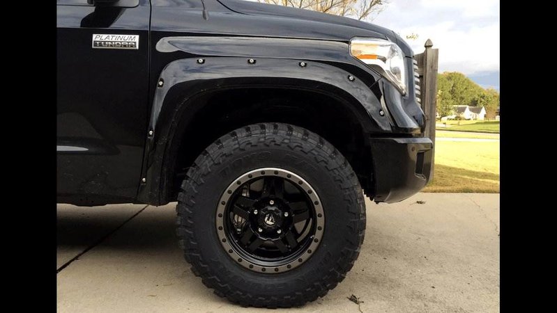 photo 1 Toyota Tundra custom wheels Fuel  Anza 18x9.0, ET +20, tire size 285/75 R18. x ET 