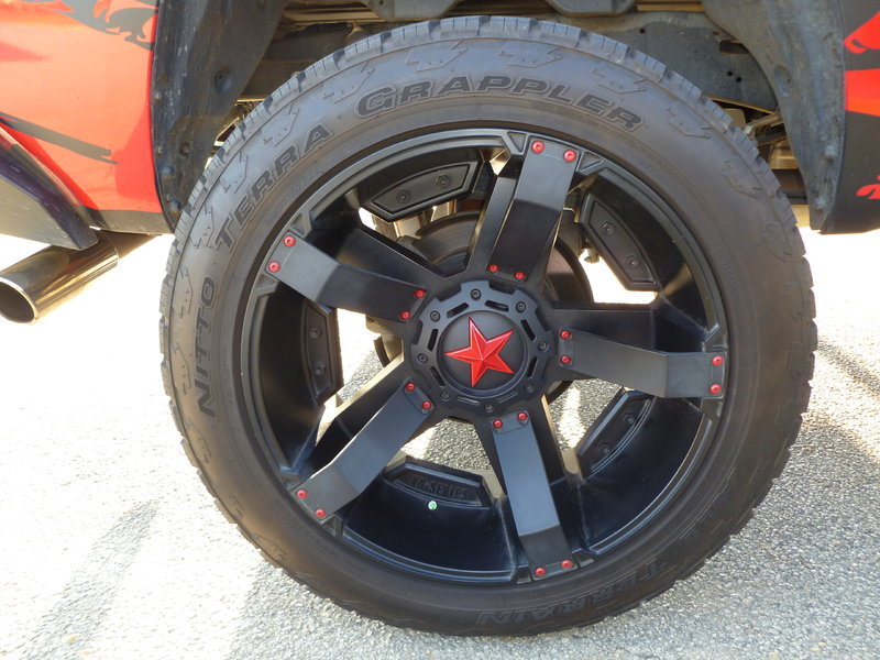 photo 1 Toyota Tundra custom wheels XD Rockstar II 24x12.0, ET , tire size 315/50 R24. x ET