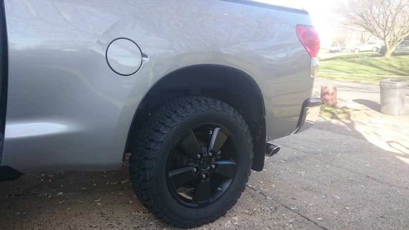 photo 1 Toyota Tundra custom wheels Carve 20x, ET , tire size 275/60 R20. x ET