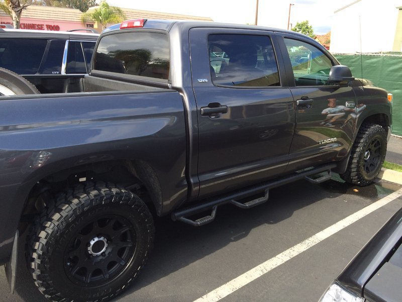 photo 1 Toyota Tundra custom wheels Method Race Roost 18x, ET +18, tire size 285/65 R18. x ET