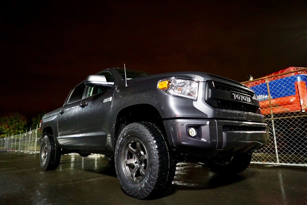 photo 2 Toyota Tundra custom wheels FN BFD 18x9.0, ET +12, tire size 305/65 R18. x ET