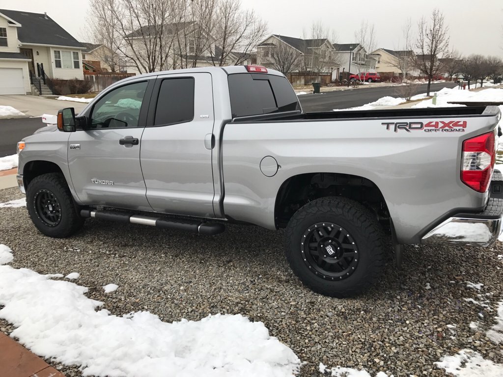 photo 3 Toyota Tundra custom wheels XD Machete 128 18x9.0, ET +25, tire size 275/70 R18. x ET 