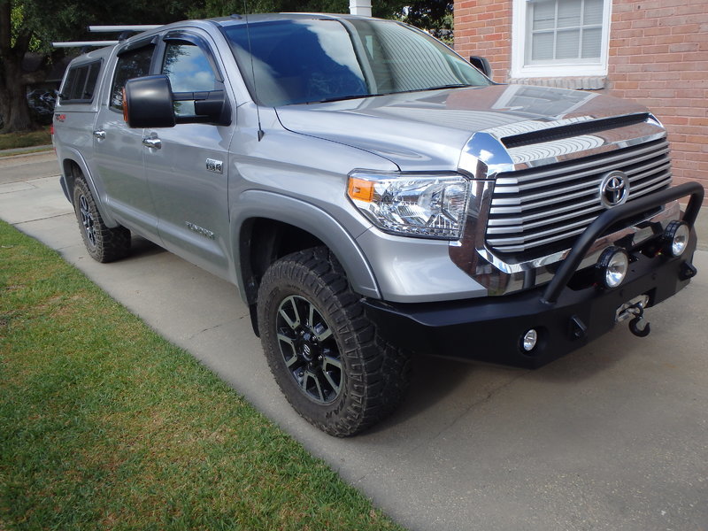 photo 2 Toyota Tundra custom wheels Stock Wheels 18x, ET , tire size 295/65 R18. x ET
