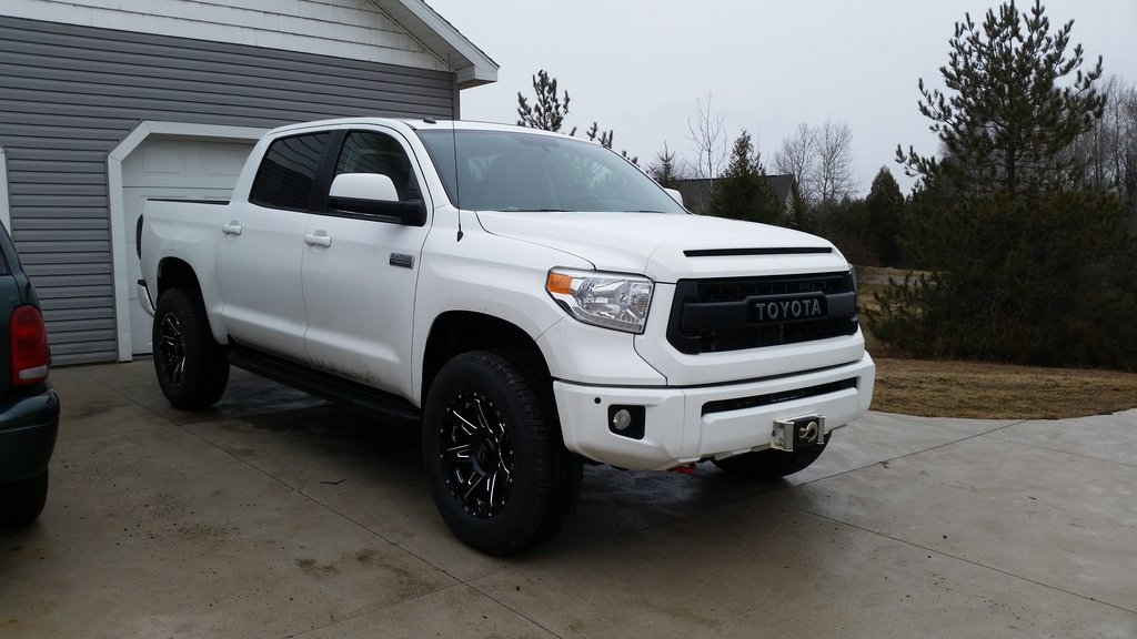 photo 2 Toyota Tundra custom wheels BMF B.A.T.L. 468B 20x9.0, ET +12, tire size 295/65 R20. x ET