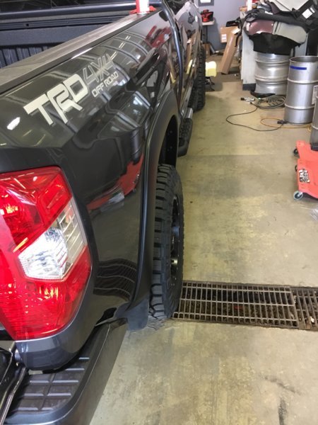 photo 1 Toyota Tundra custom wheels Fuel Nutz D541 18x, ET , tire size 285/65 R18. x ET